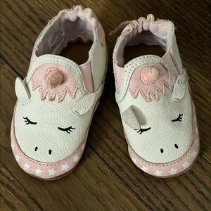 Barely Worn ROBEEZ Mocassins 6-12 mo.